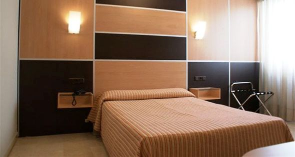 Hotel Universal Granada