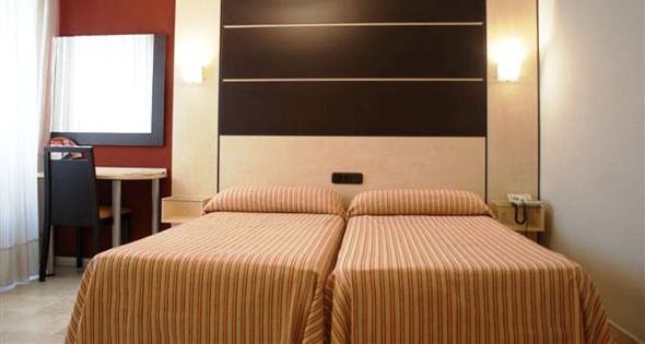 Universal 3* Granada