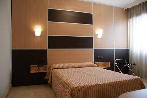 Universal Hotel 3*