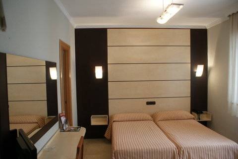 Hotel Universal 3*